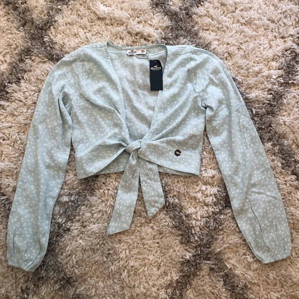 hollister mint tie up top. xs. never worn